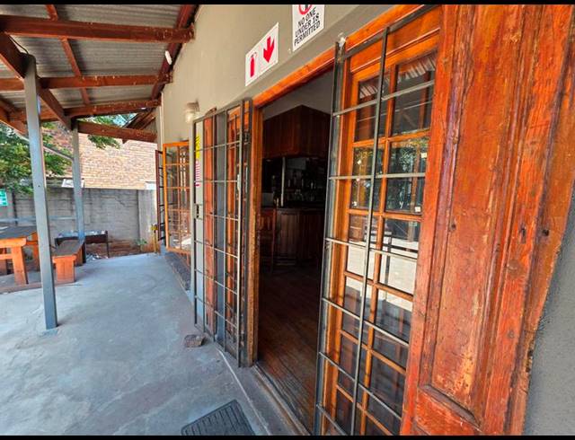 BUSINESS FOR SALE IN HENLEY-ON-KLIP